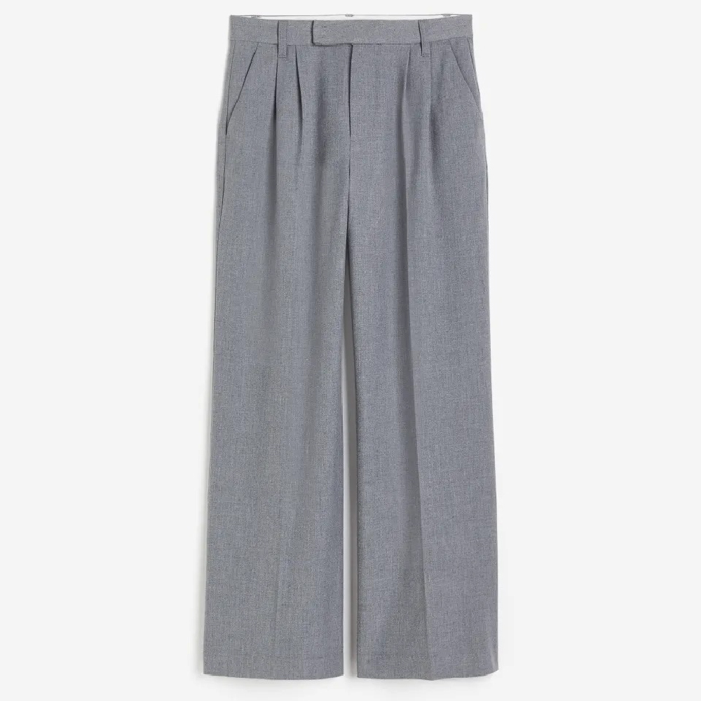 Брюки H&M Dress, серый брюки свободного кроя со складками