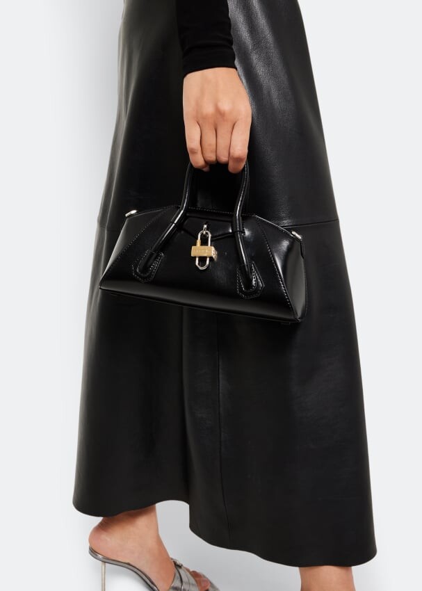 

Сумка GIVENCHY Mini Antigona Stretch, черный