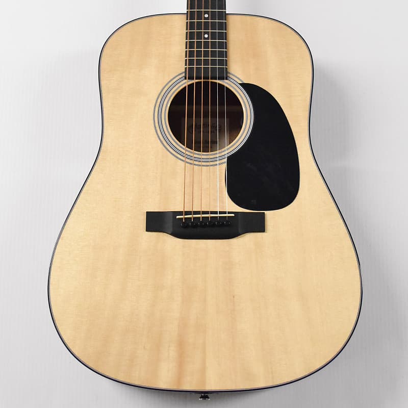 Акустическая электрогитара Martin D-12E Road Series, натуральный цвет D-12E Road Series Acoustic-electric Guitar