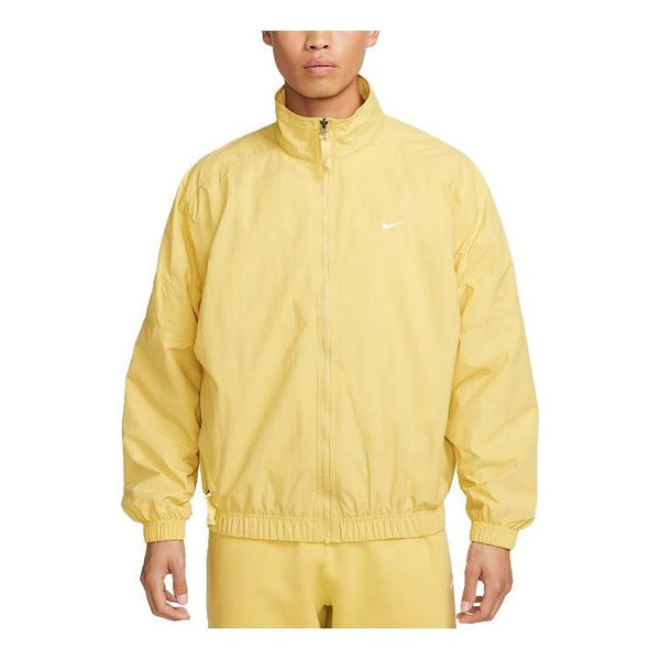 куртка nike big swoosh zipped beige бежевый Куртка Nike Solo Swoosh Zipped Jacket 'Yellow', желтый