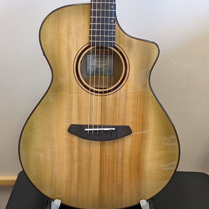 

Breedlove Pursuit Exotic S Concert CE All Myrtlewood - Sweetgrass