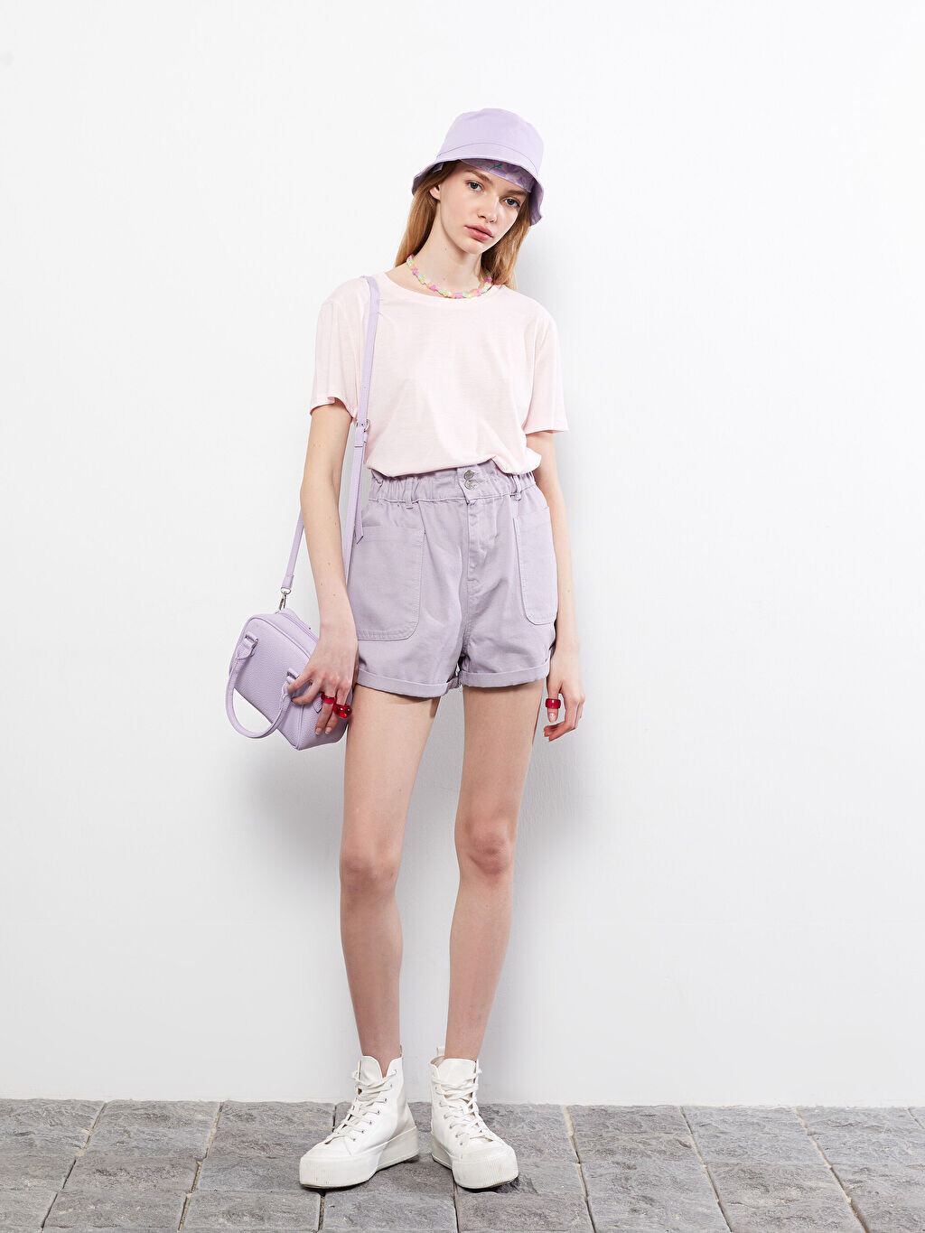 

Женская футболка с круглым вырезом и коротким рукавом LCW Casual