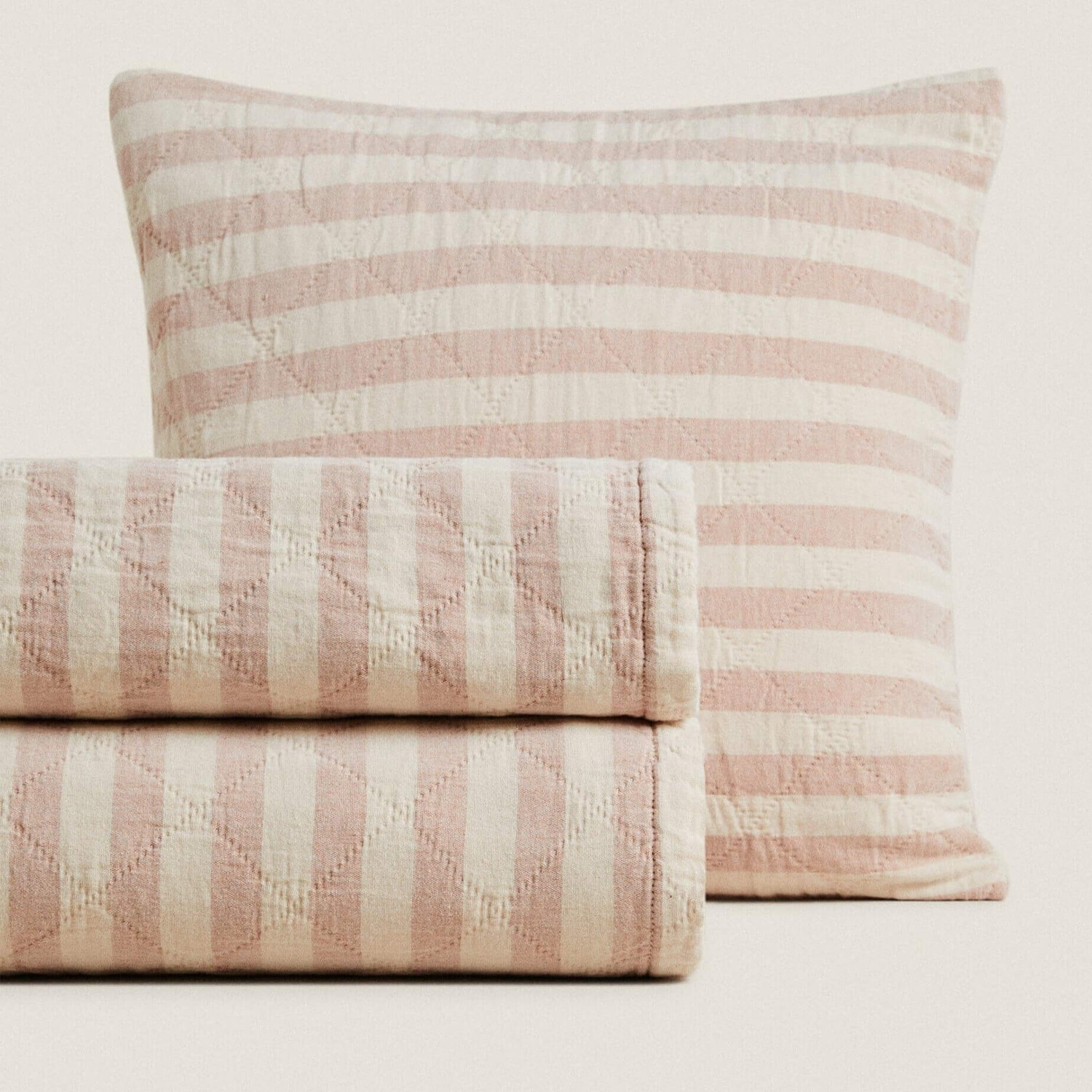 

Покрывало в полоску Zara Home Dyed Thread, розовый