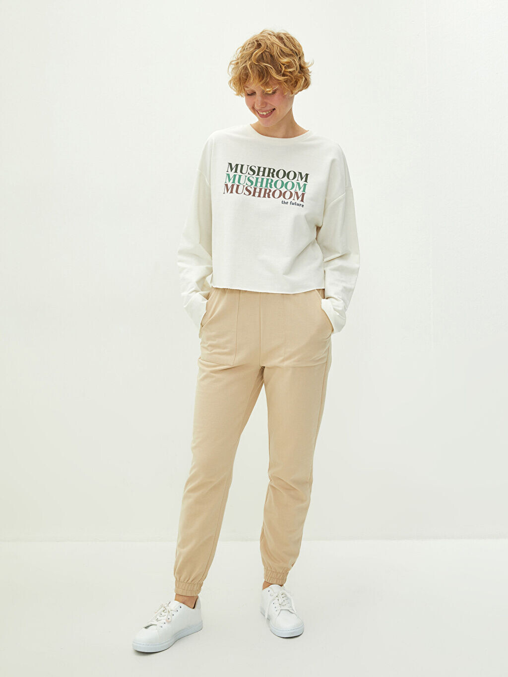 

Женские спортивные штаны с эластичной резинкой на талии и карманами LCW Casual, Серый