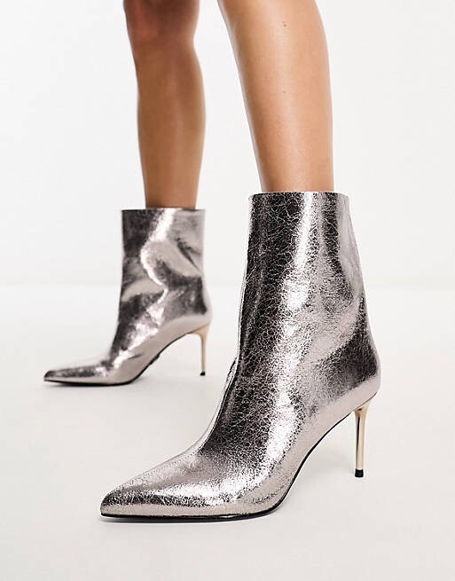 

Мятые оловянные ботильоны Steve Madden Lyricals