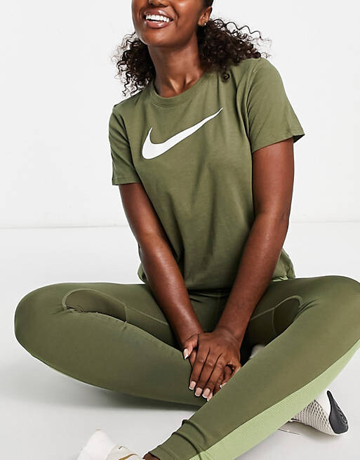 

Футболка цвета хаки Nike Training Swoosh Dri-FIT