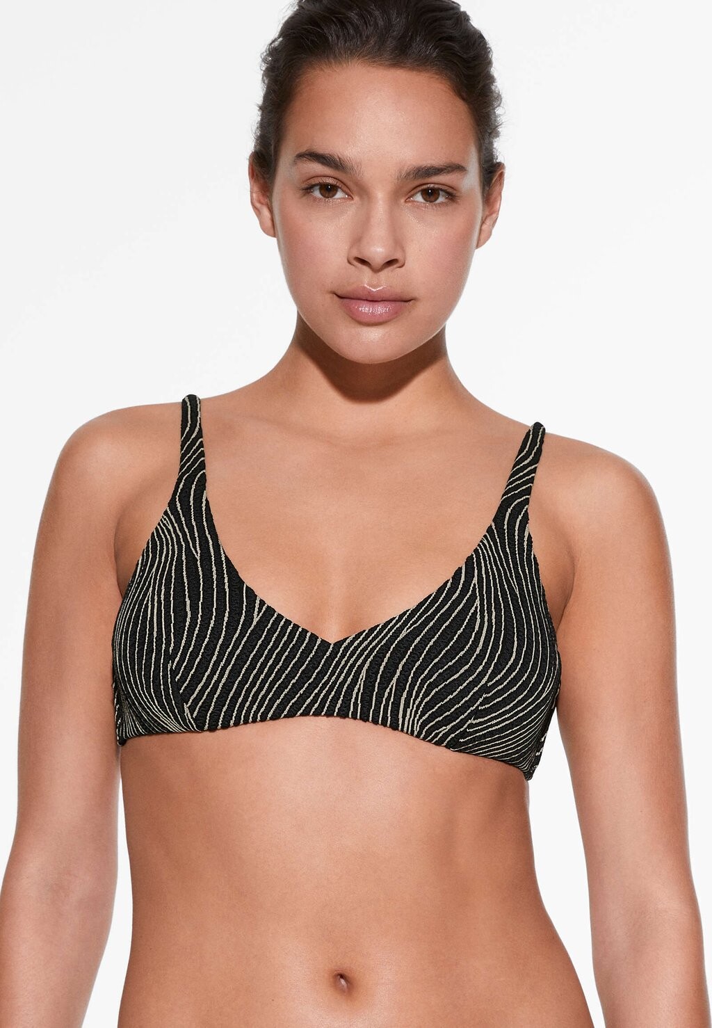 

Верх бикини WAVE JACQUARD OYSHO, цвет black
