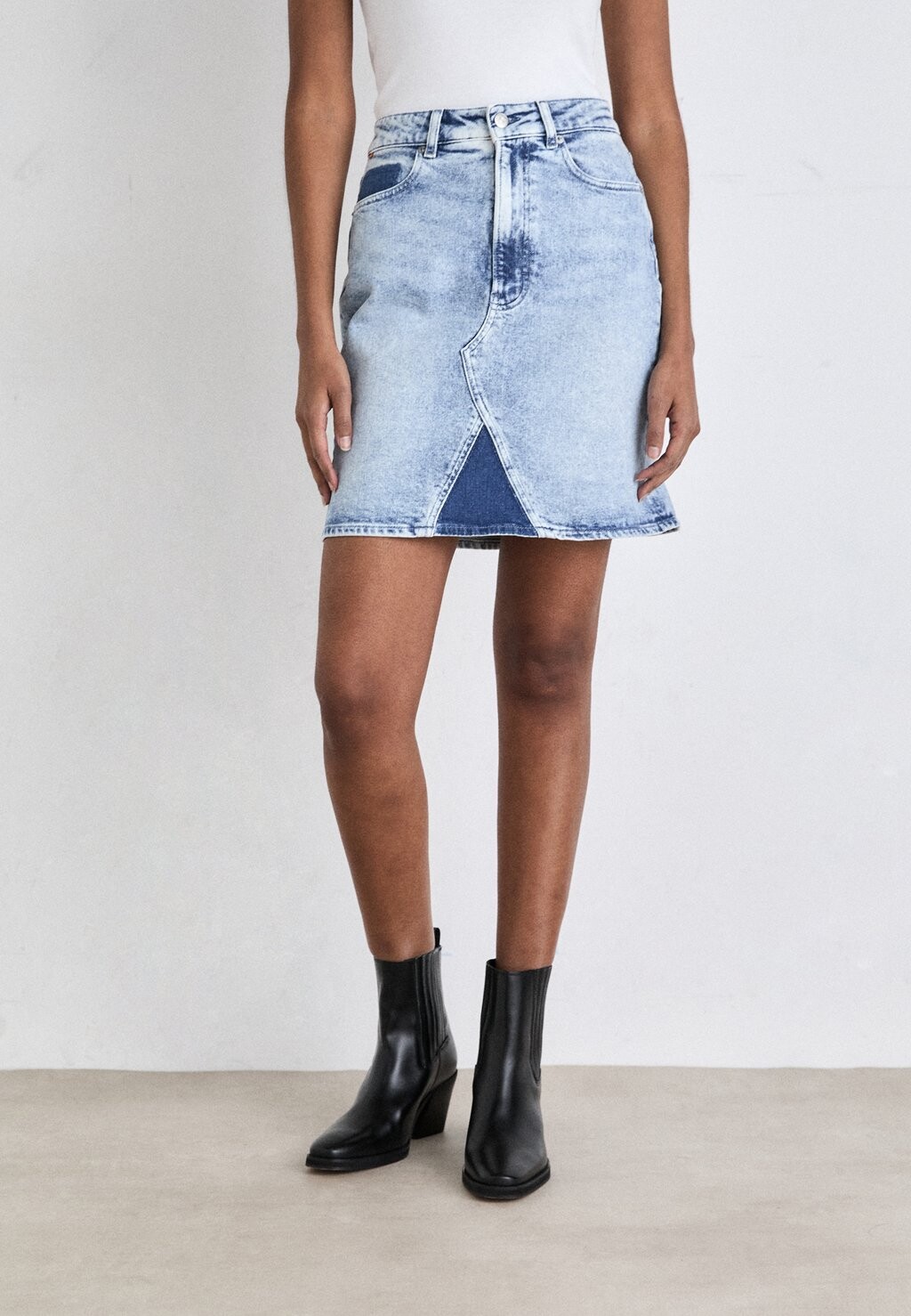

Джинсовая юбка SKIRT BOSS, цвет turquoise/aqua