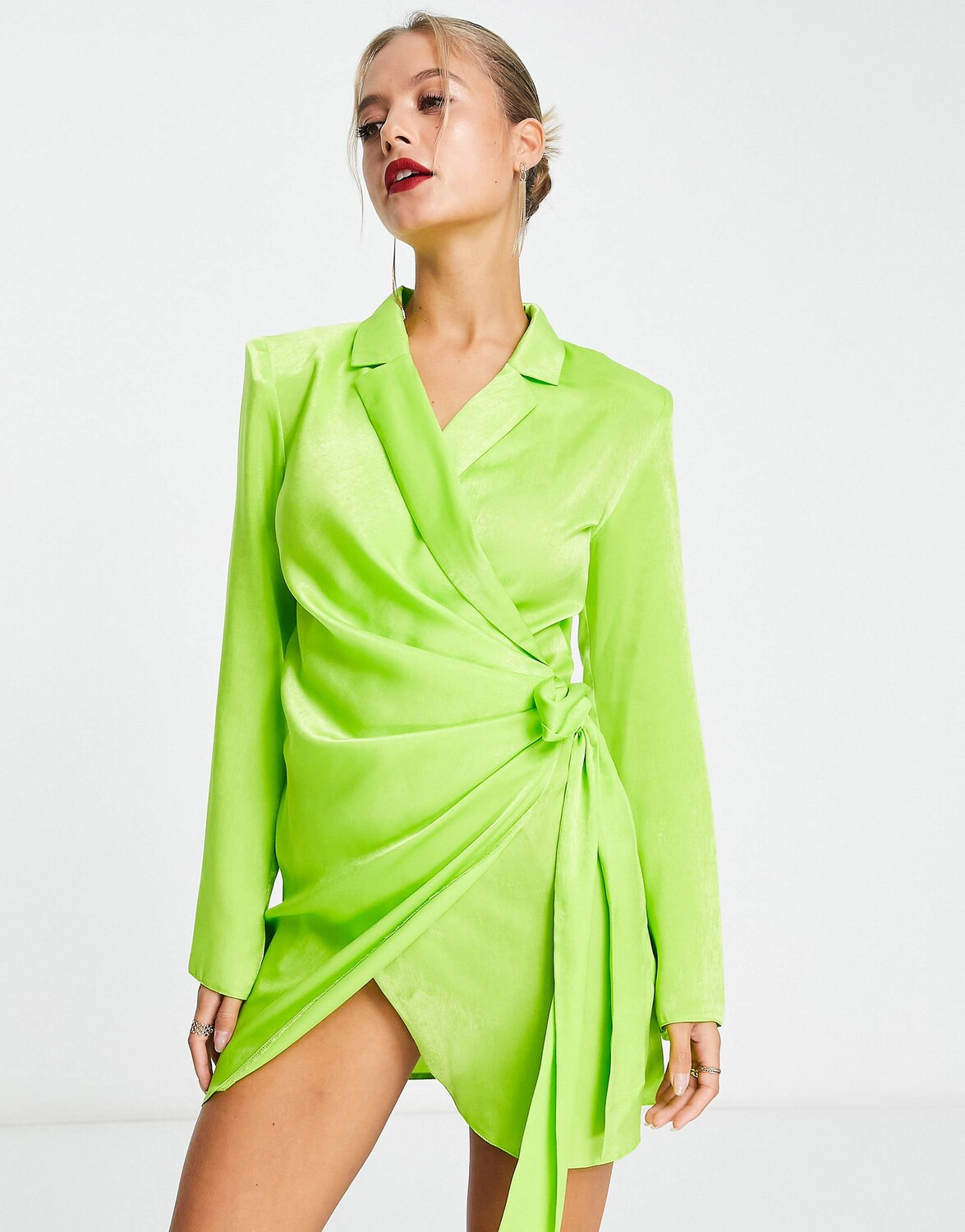 

Сатиновое платье мини-блейзер с запахом ASOS DESIGN