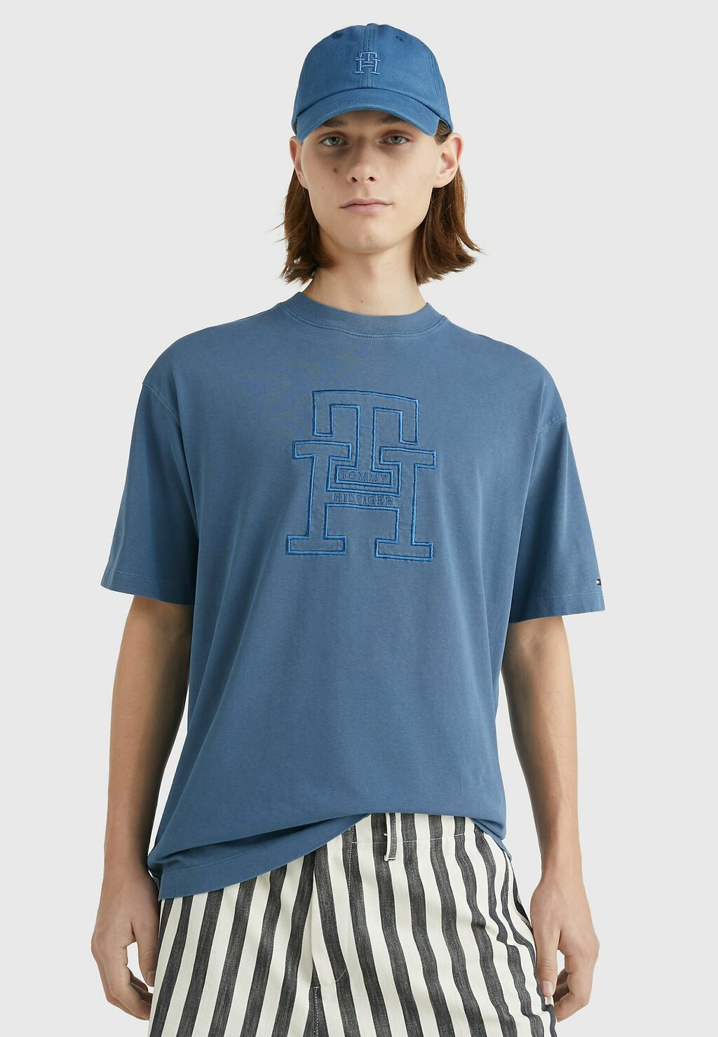 

Футболка с принтом Tommy Hilfiger, синий