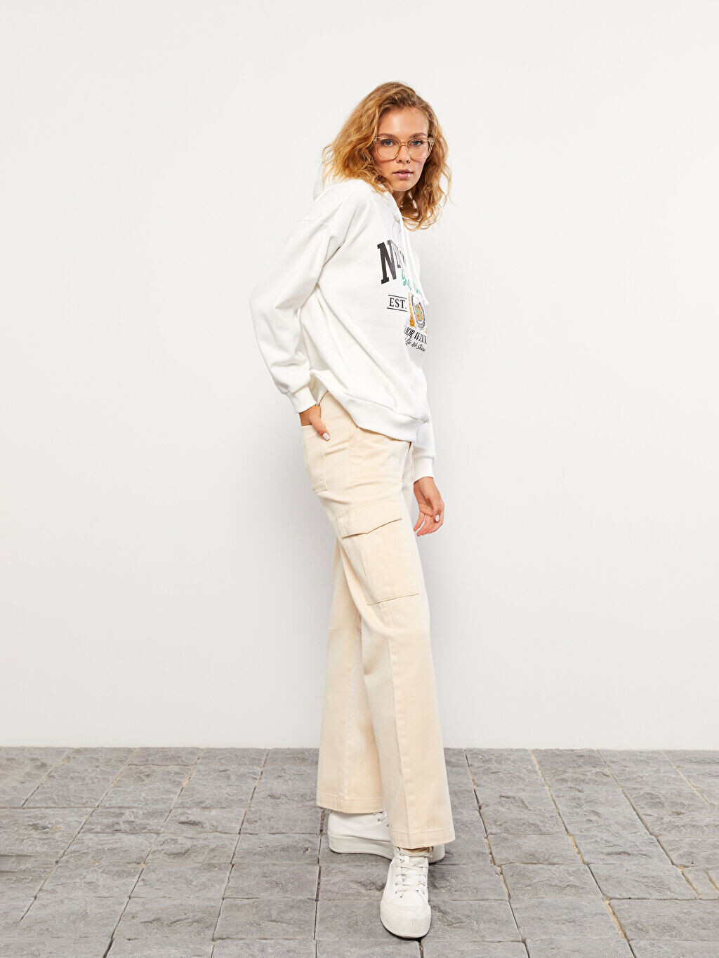 

Прямые женские брюки стандартного кроя LCW Casual, Серый