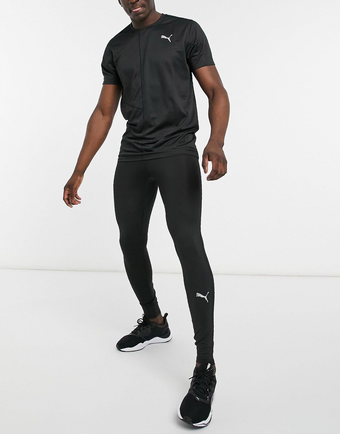 

Черные тайтсы для бега Puma