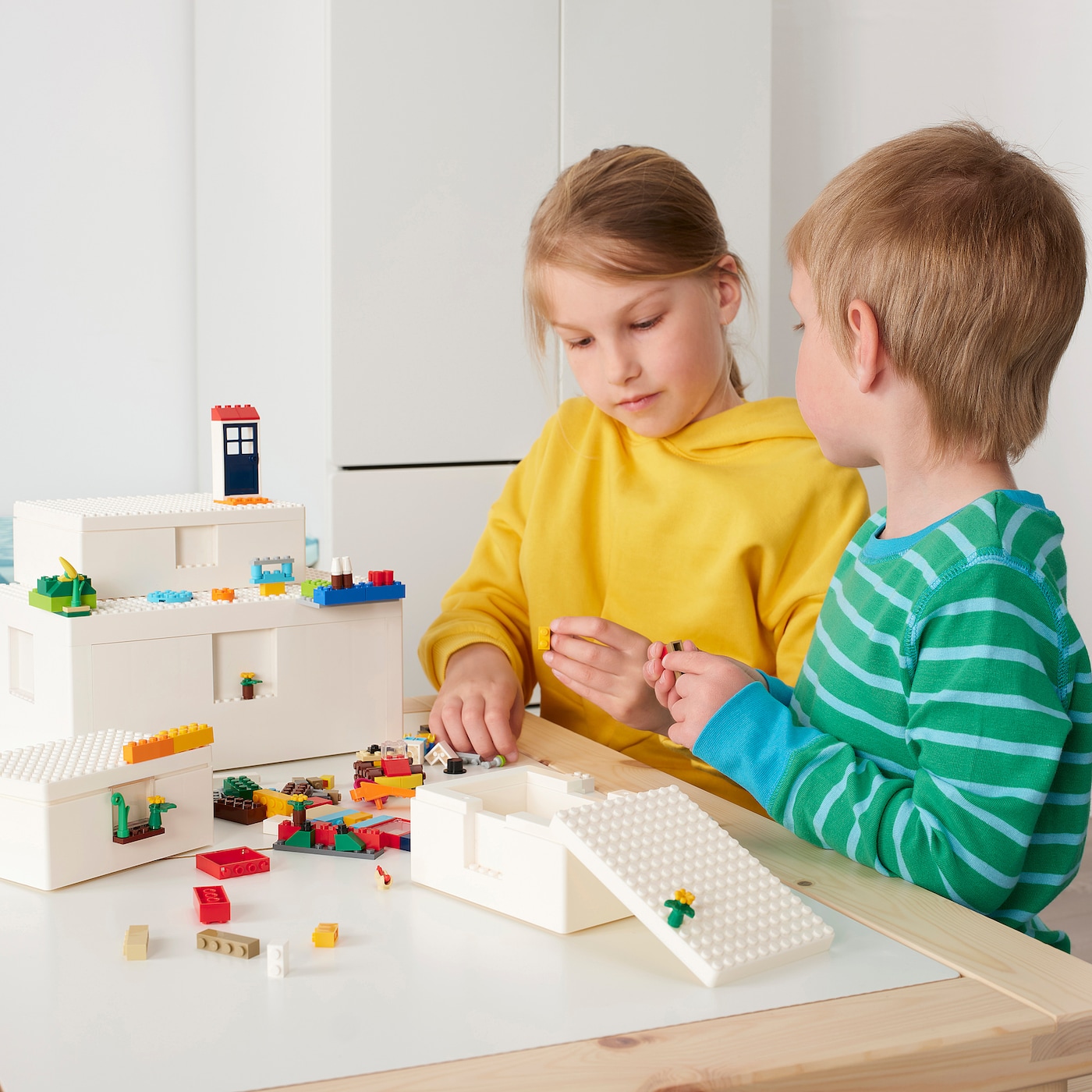 BYGGLEK LEGO® коробка с крышкой, 35x26x12 см IKEA – заказать по доступной  цене из-за рубежа в «CDEK.Shopping»