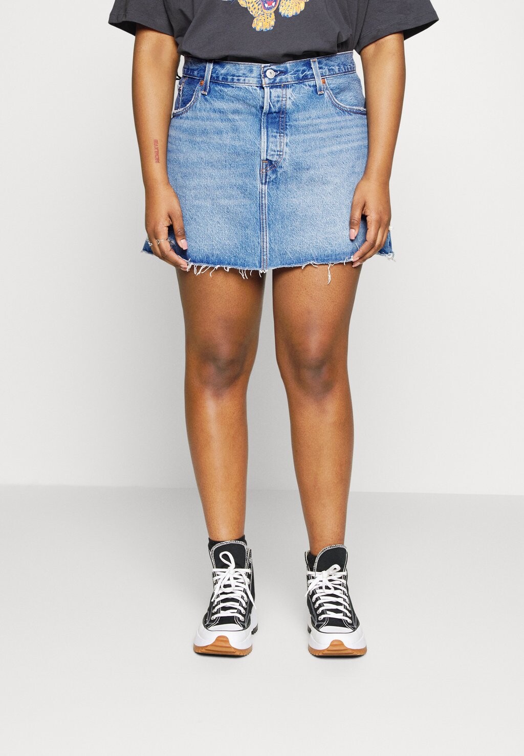 

Джинсовая юбка Levi's