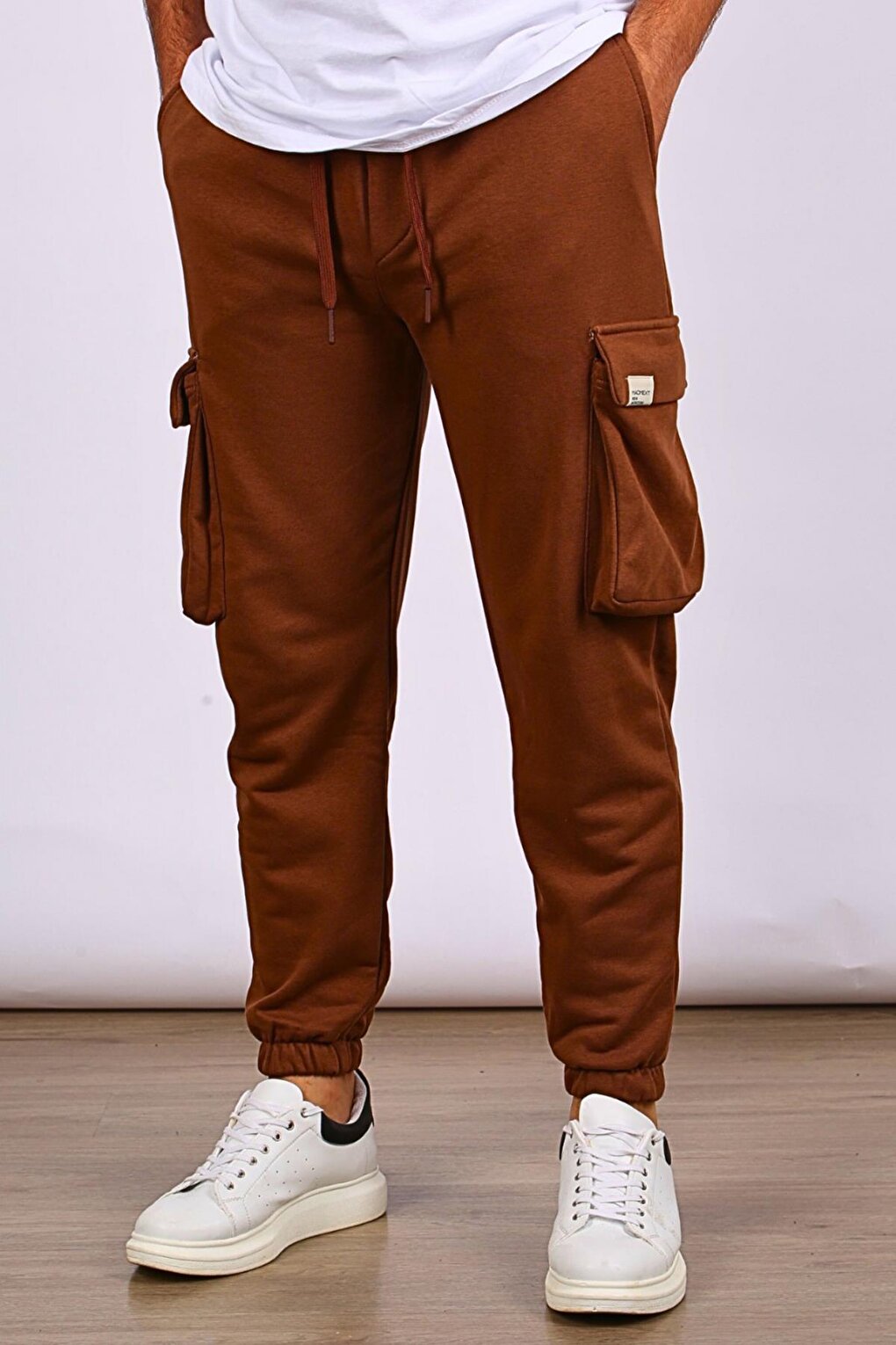 Коричневые мужские спортивные штаны с эластичными карманами-карго 6514 MADMEXT фото