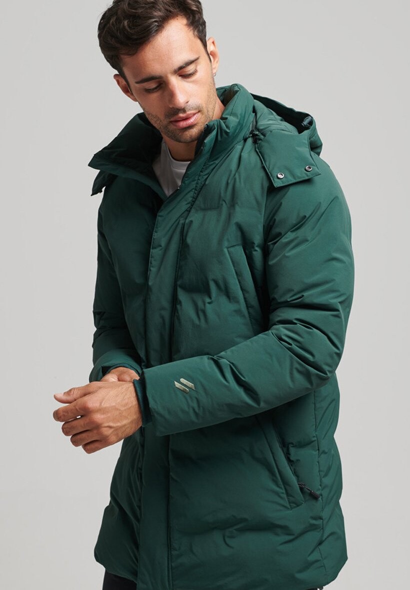 

Пальто зимнее Superdry, зеленый