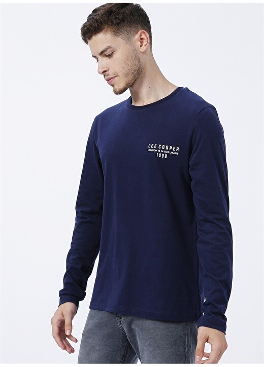 

Темно-синяя мужская футболка с круглым вырезом и принтом Lee Cooper, Синий