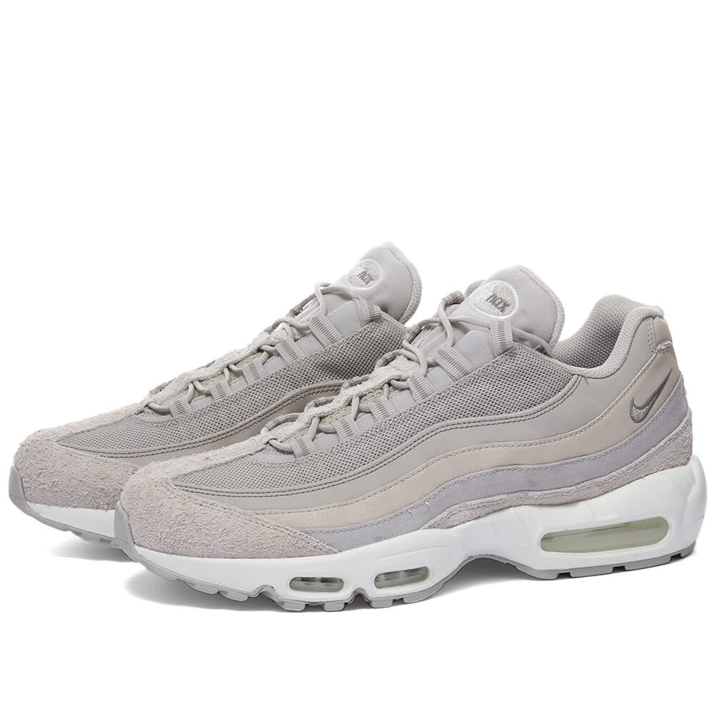 

Кроссовки Nike Air Max 95 Se T2