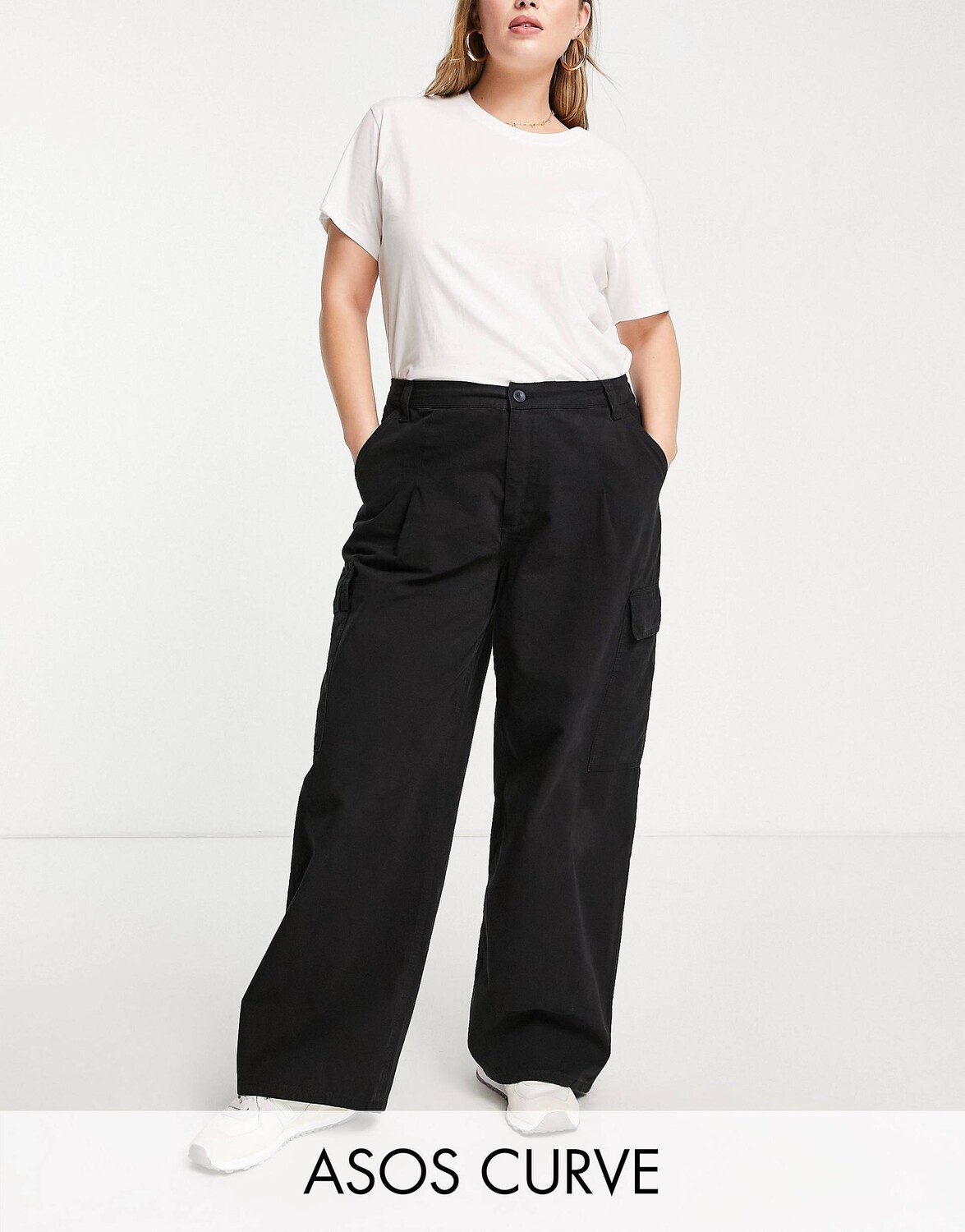 

Черные брюки карго оверсайз ASOS DESIGN Curve