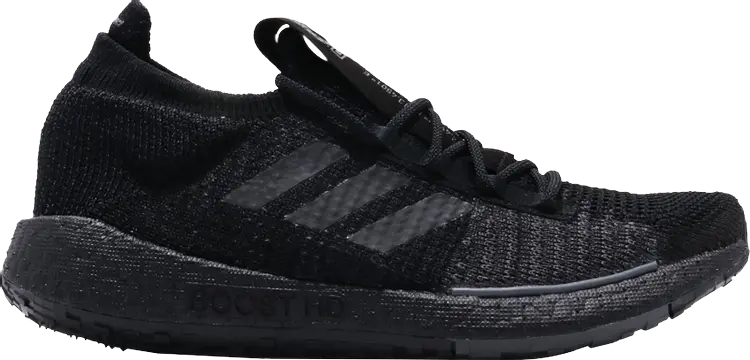 

Лимитированные кроссовки Adidas Wmns PulseBoost HD 'Core Balck', черный