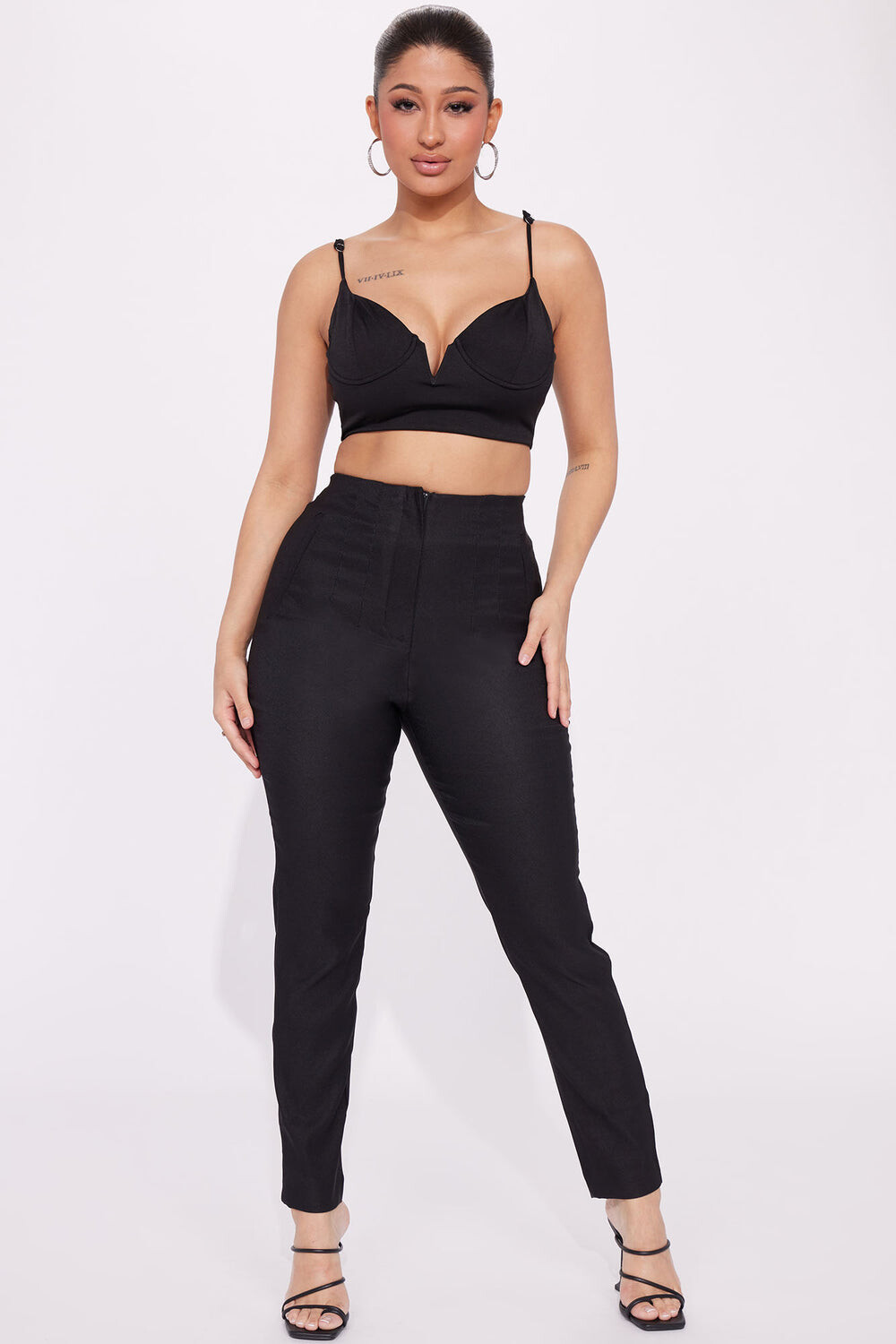 

Брюки скинни Fashion Nova IP8124, черный