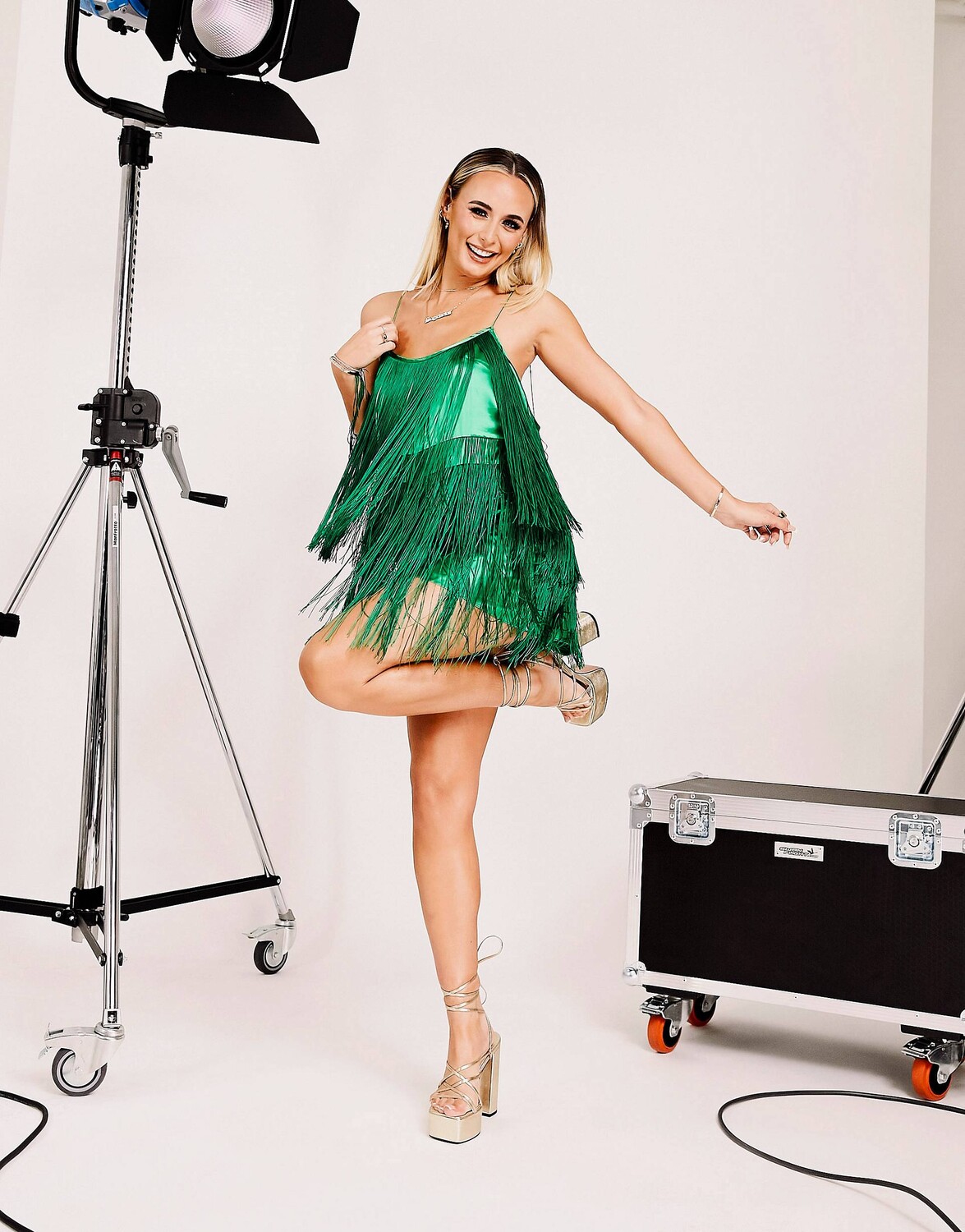 

Зеленое платье мини с бахромой ASOS DESIGN