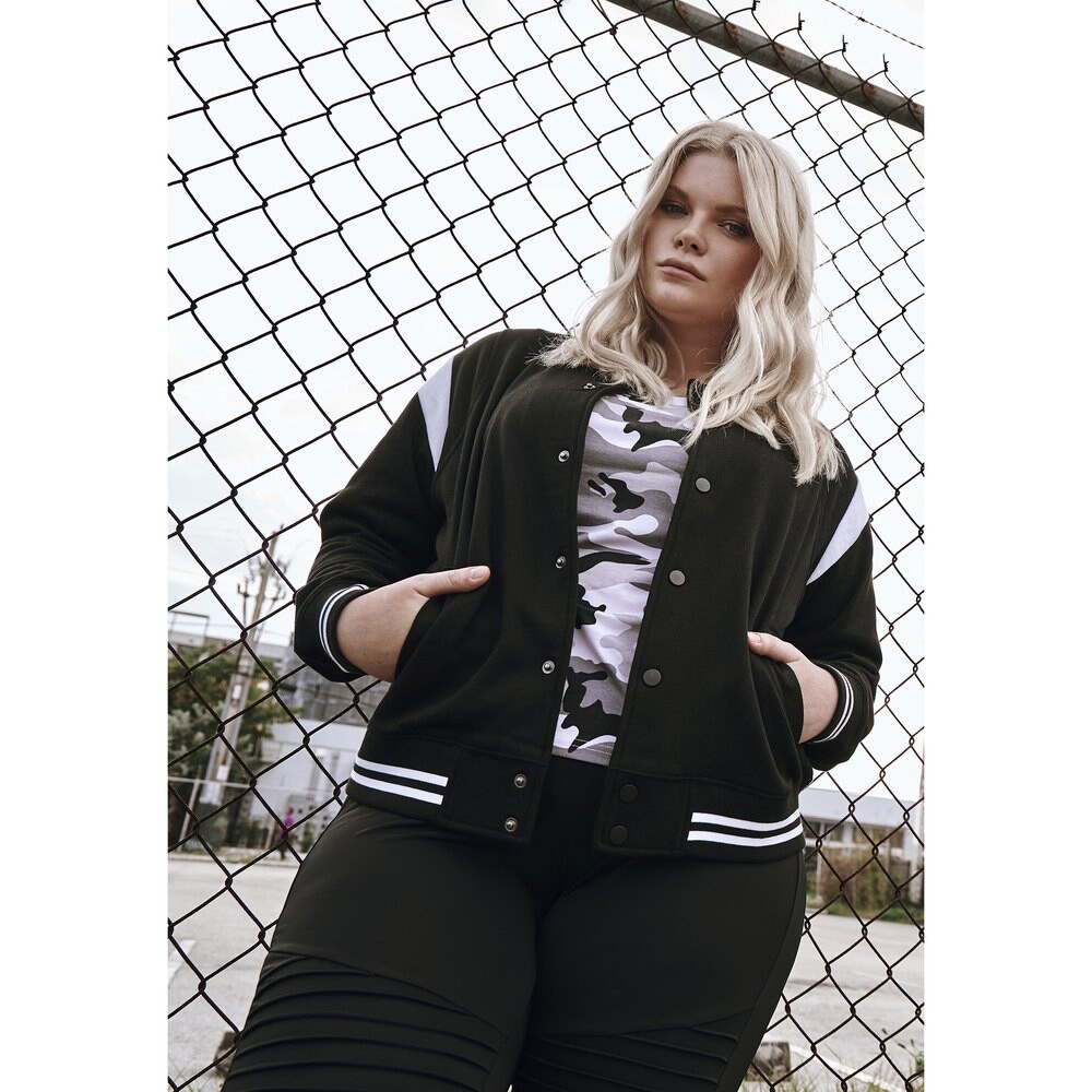 

Куртка Urban Classics Inet College Sweat Gt, черный