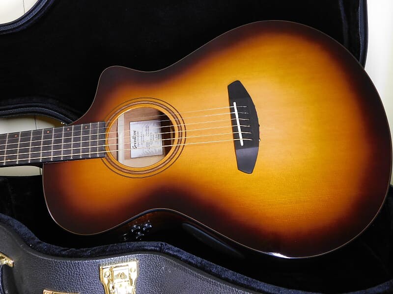 

Гитара 2023 Breedlove Solo Pro Concert Edgeburst CE Cedar/Mahogany, оранжевый