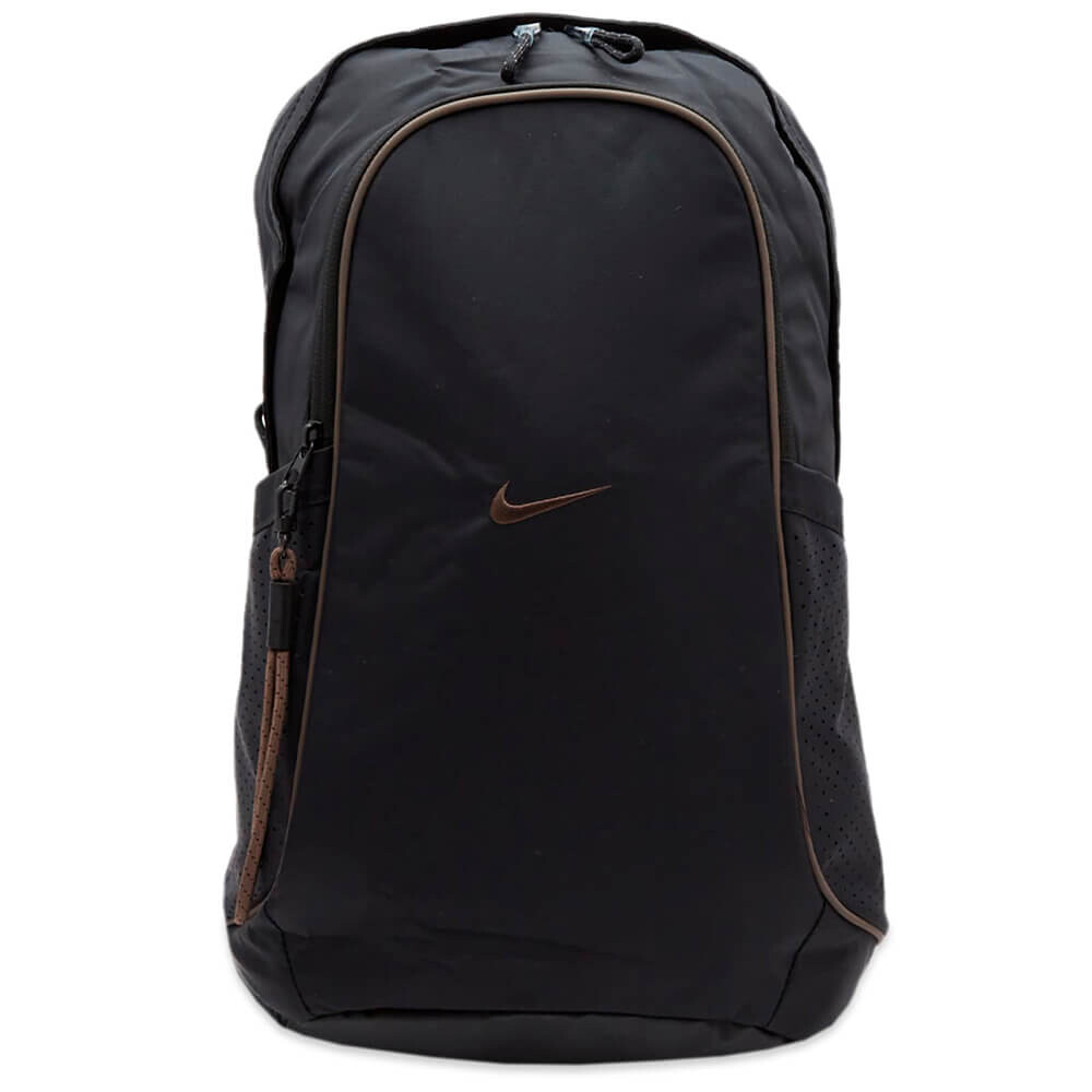 

Рюкзак Nike Essential, черный