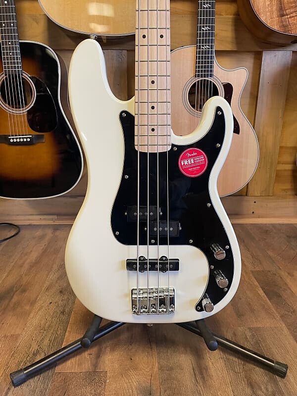 

Squier Affinity Series Precision Bass Olympic White с кленовой накладкой Fender