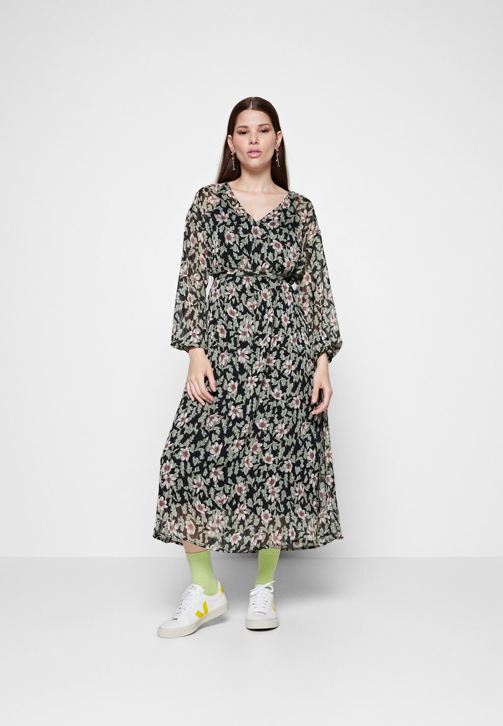 

Летнее платье Vero Moda