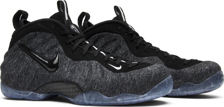 Nike foamposite 2024 pro tech fleece