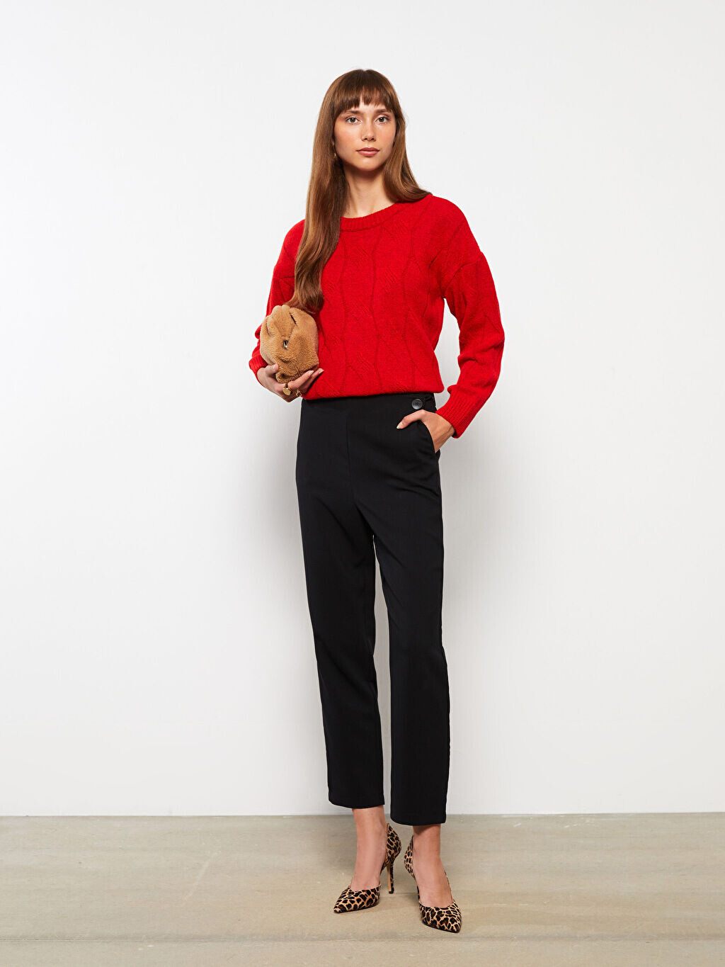 

Прямые женские брюки Slim Fit LCWAIKIKI Classic, Черный