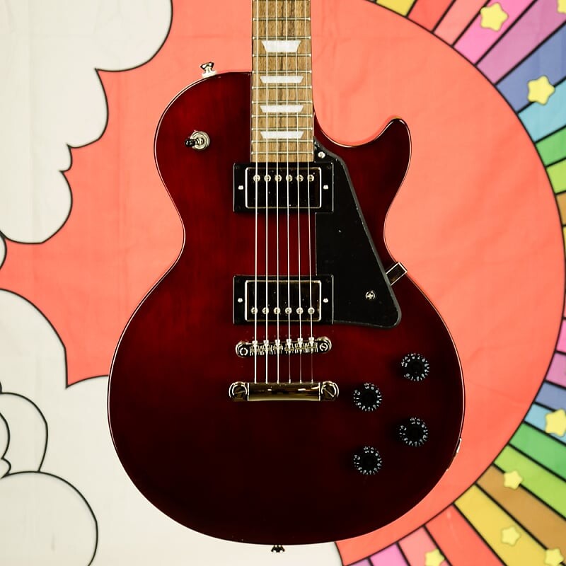 

Epiphone Modern Les Paul Studio - электрогитара цвета красного вина EILTWRNH1