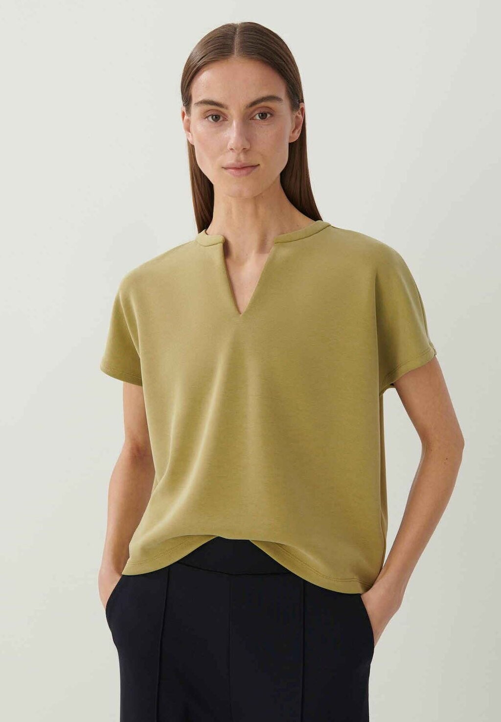 

Футболка базовая USUSIE someday., цвет green moss