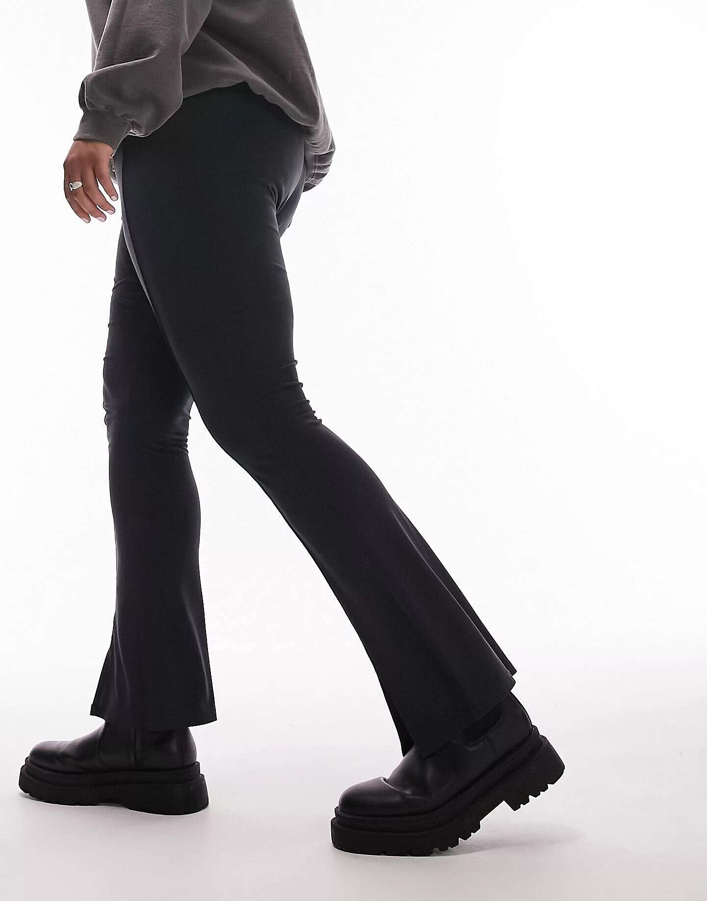 Topshop, мягкая стираная расклешенная юбка премиум-класса с разрезами спереди, размытого черного цвета