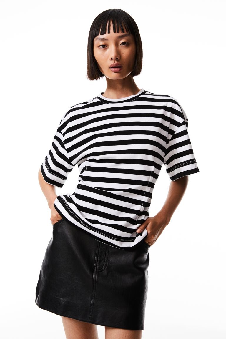 

Топ с зауженной талией H&M