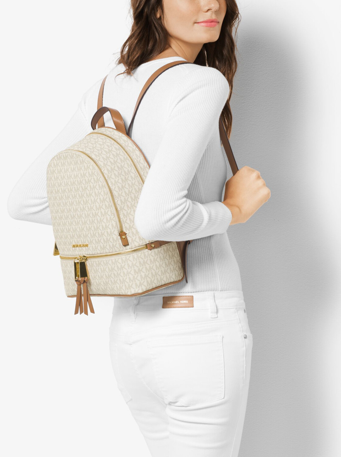 

Рюкзак Michael Kors Rhea zip