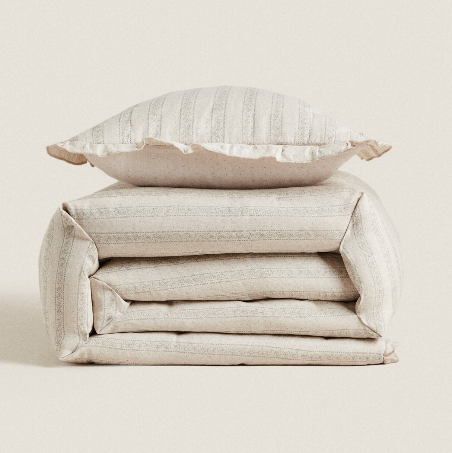 

Одеяло Zara Home Striped, светло-бежевый