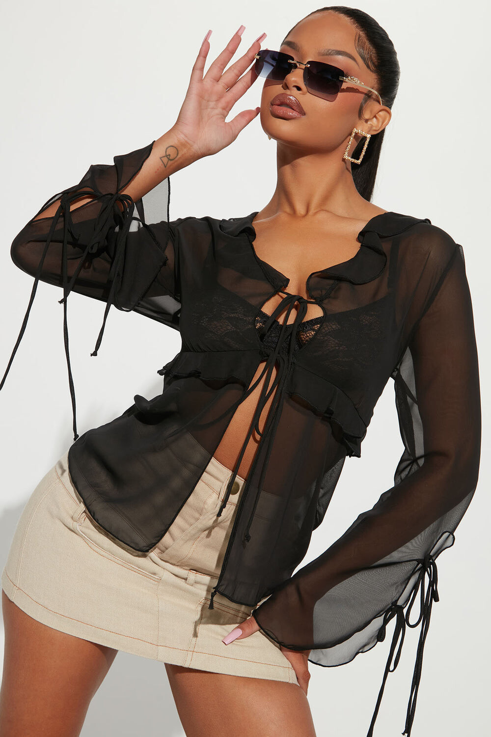 

Блузка Fashion Nova T16271PD, черный