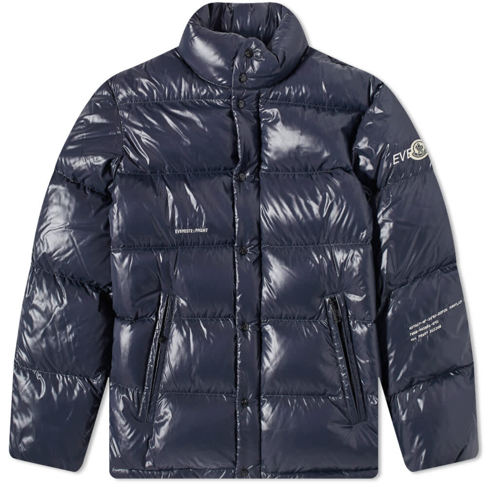 

Пуховик Ryne из коллаборации с Fragment Moncler Genius, Серый