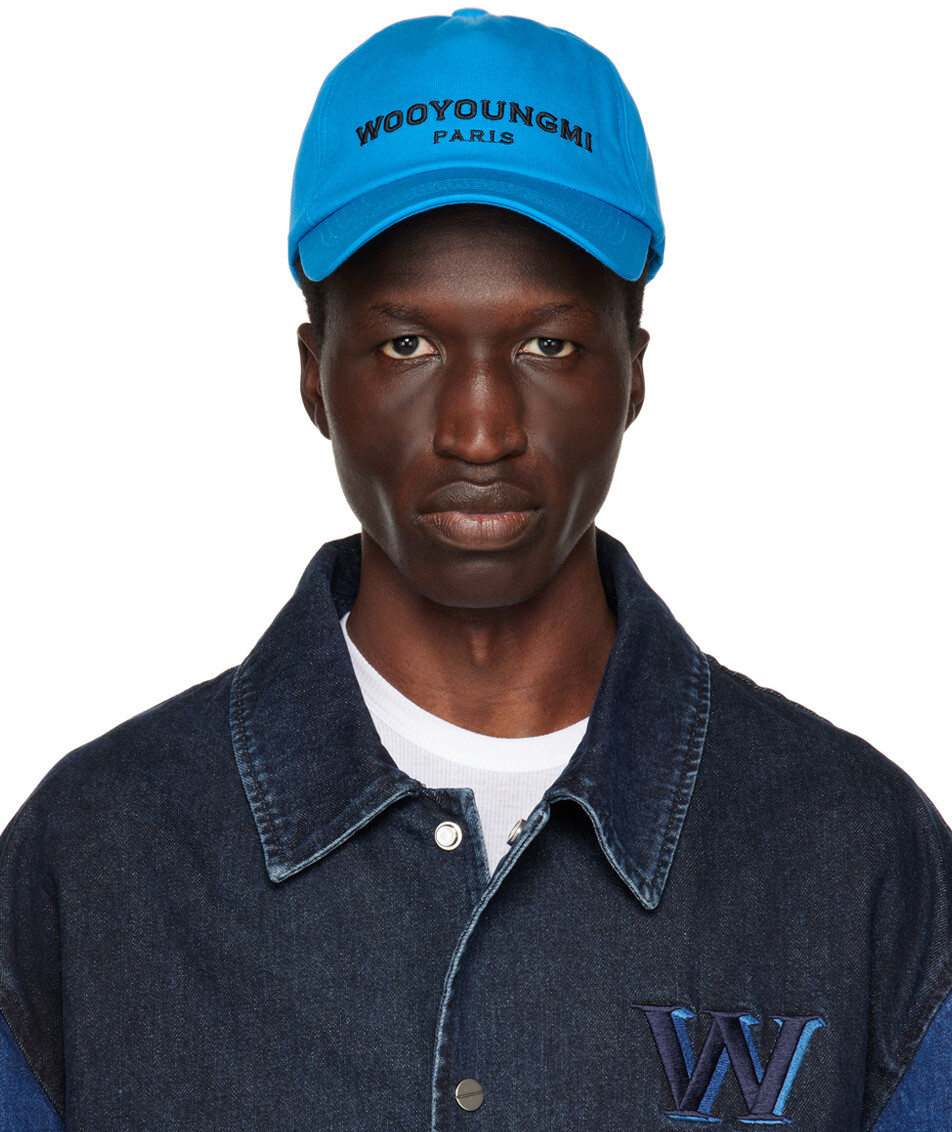 

Синяя бейсболка с вышивкой Wooyoungmi
