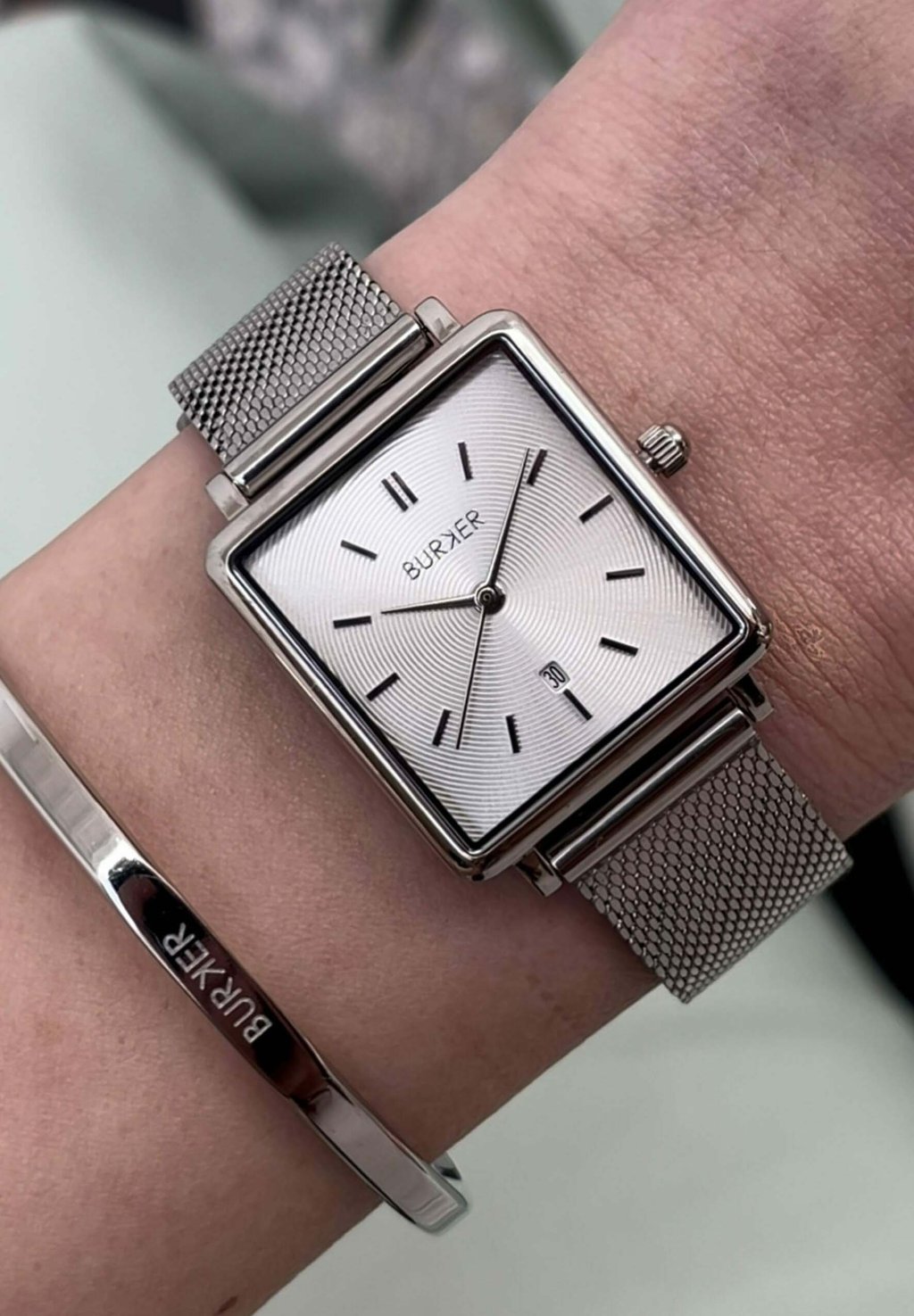 Часы UHR DAISY Burker, цвет silver mesh 2021 luxus damen edelstahl mesh uhr casual armband quarzuhr damen uhr reloj mujer relogio feminino