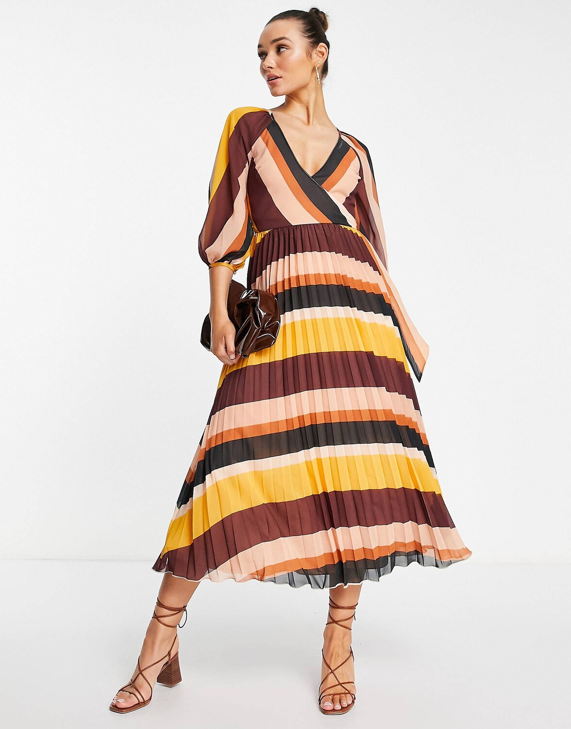 

Платье миди в полоску со складками и вырезом ASOS DESIGN