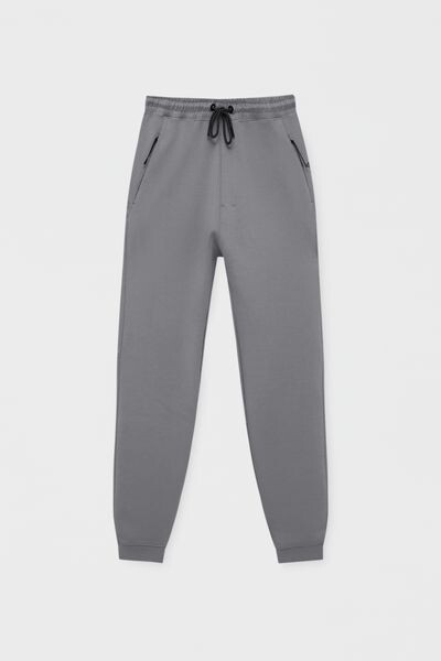 

Брюки-джоггеры с карманами на молнии PULL&BEAR