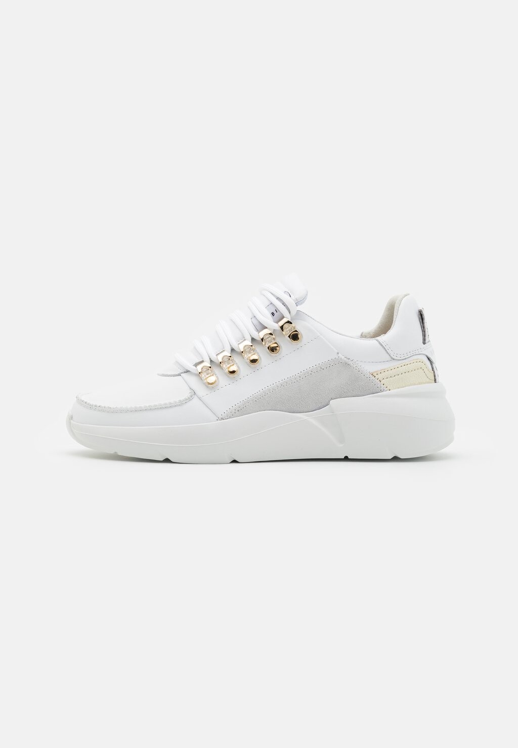 

Низкие кроссовки Roque Roman Nubikk, цвет white/gold
