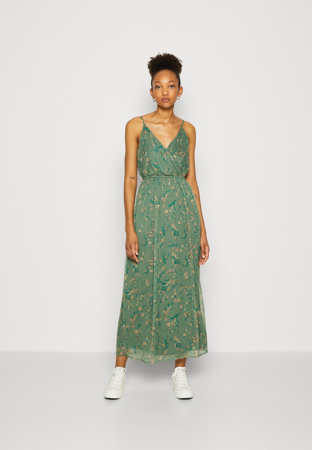 

Платье макси Vero Moda