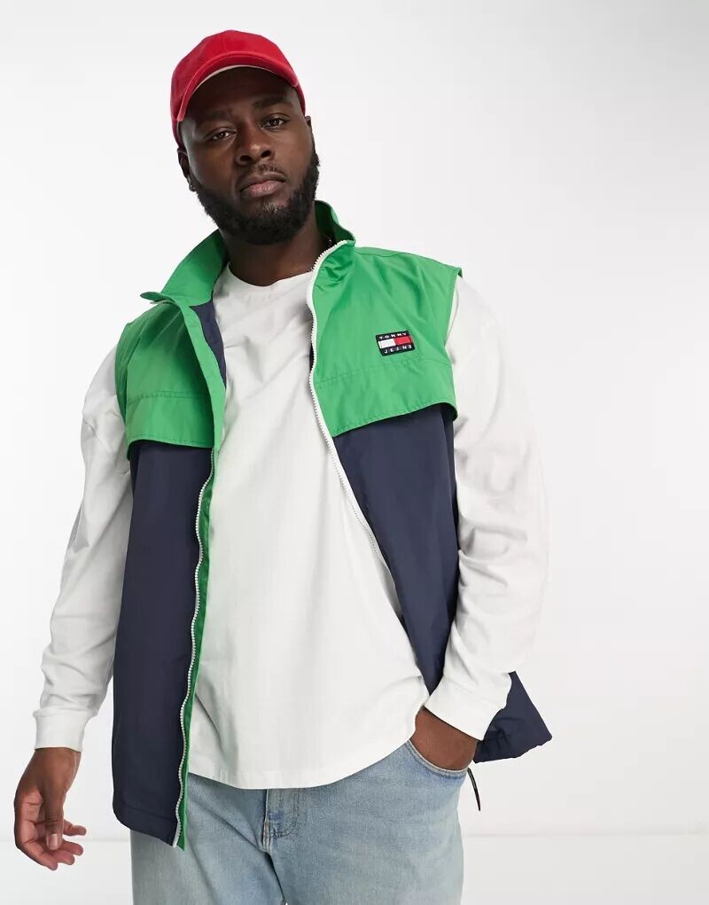 

Яркий жилет в стиле колор-блок с логотипом-флагом Tommy Jeans Chicago Big & Tall