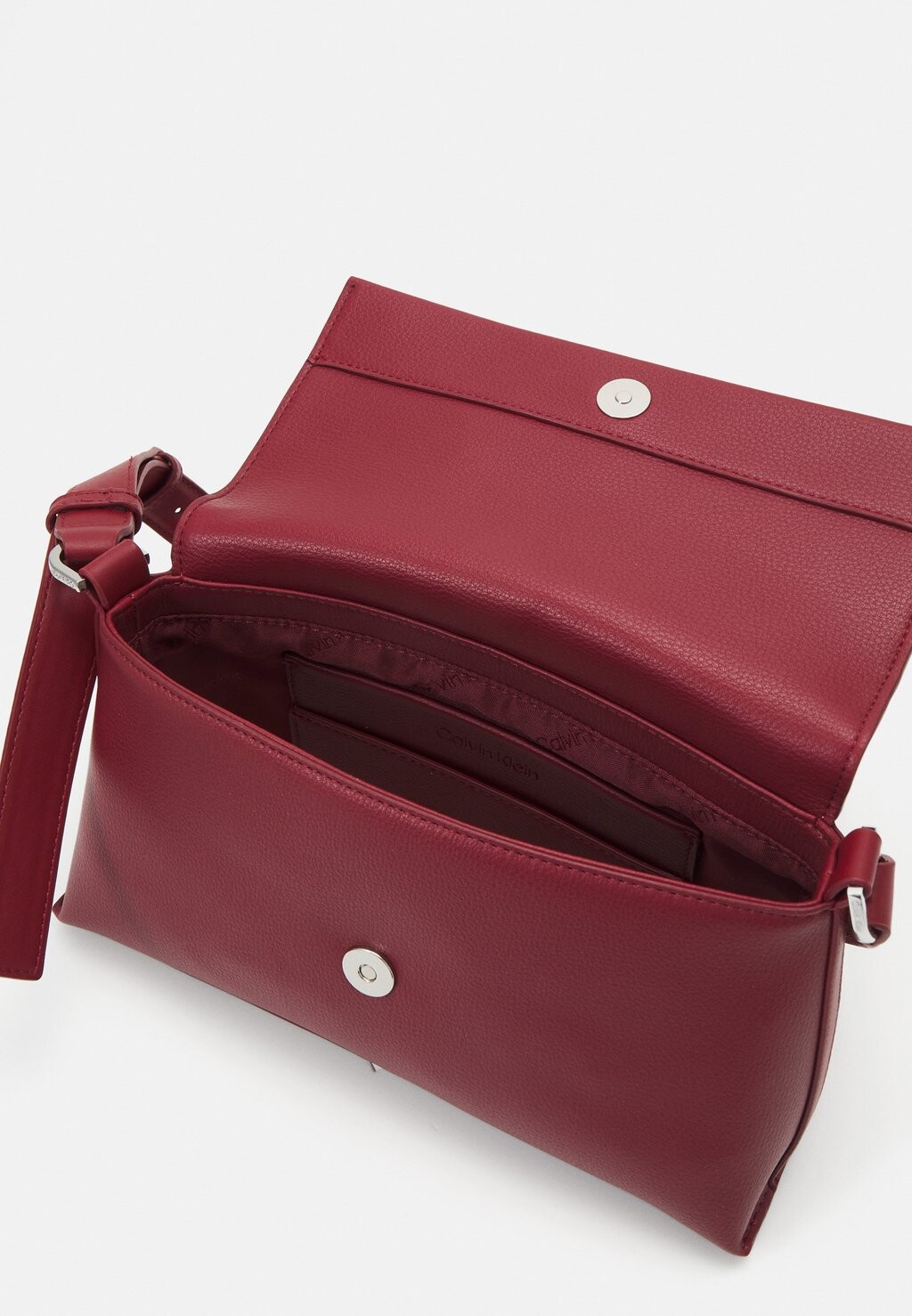 

Сумочка Daily Shoulder Bag Pebble Calvin Klein, байкерская красная
