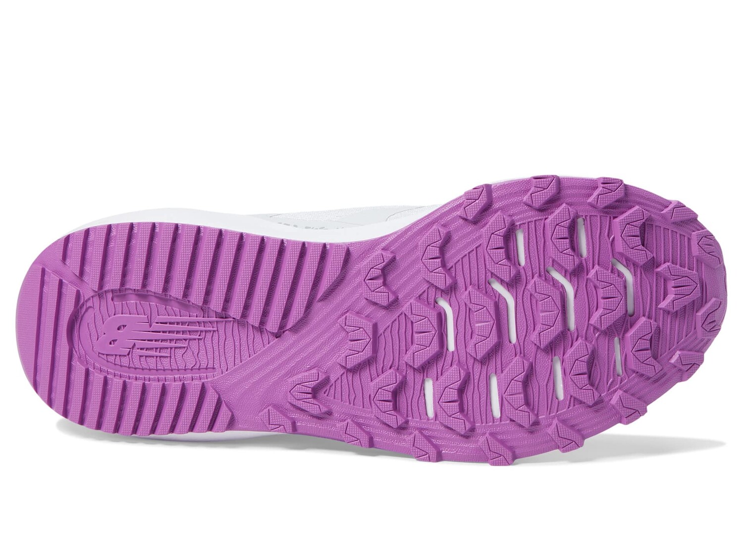 

Кроссовки New Balance Kids Dynasoft Nitrel v5 Bungee Lace with Hook-and-Loop Top Strap (Little Kid)